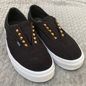 Vans Women’s Authentic Gore Slip On Studs size 9.5